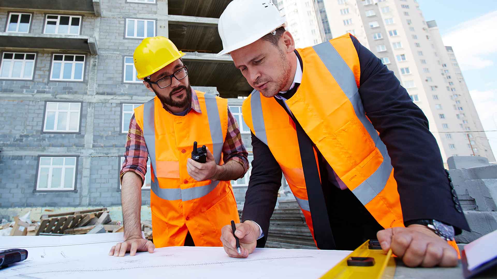 Seamless Logistics for a Connected World